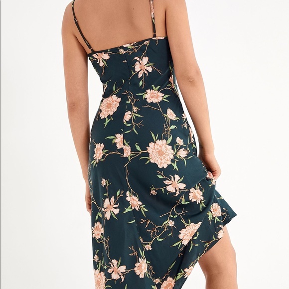 💚ISO💚 Urban Outfitters Betsy Satin Dress - Picture 3 of 6